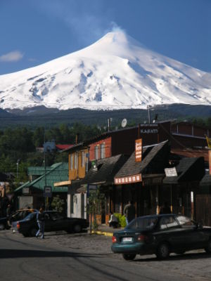 Pucon-y-su-Volcan.jpg